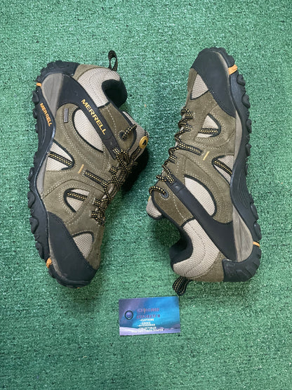 Merrell yokota trail ventilator size 11.5men/13women