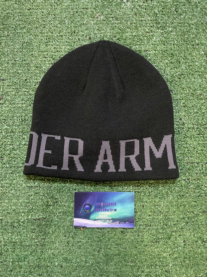 Under Armour halftime reversible beanie