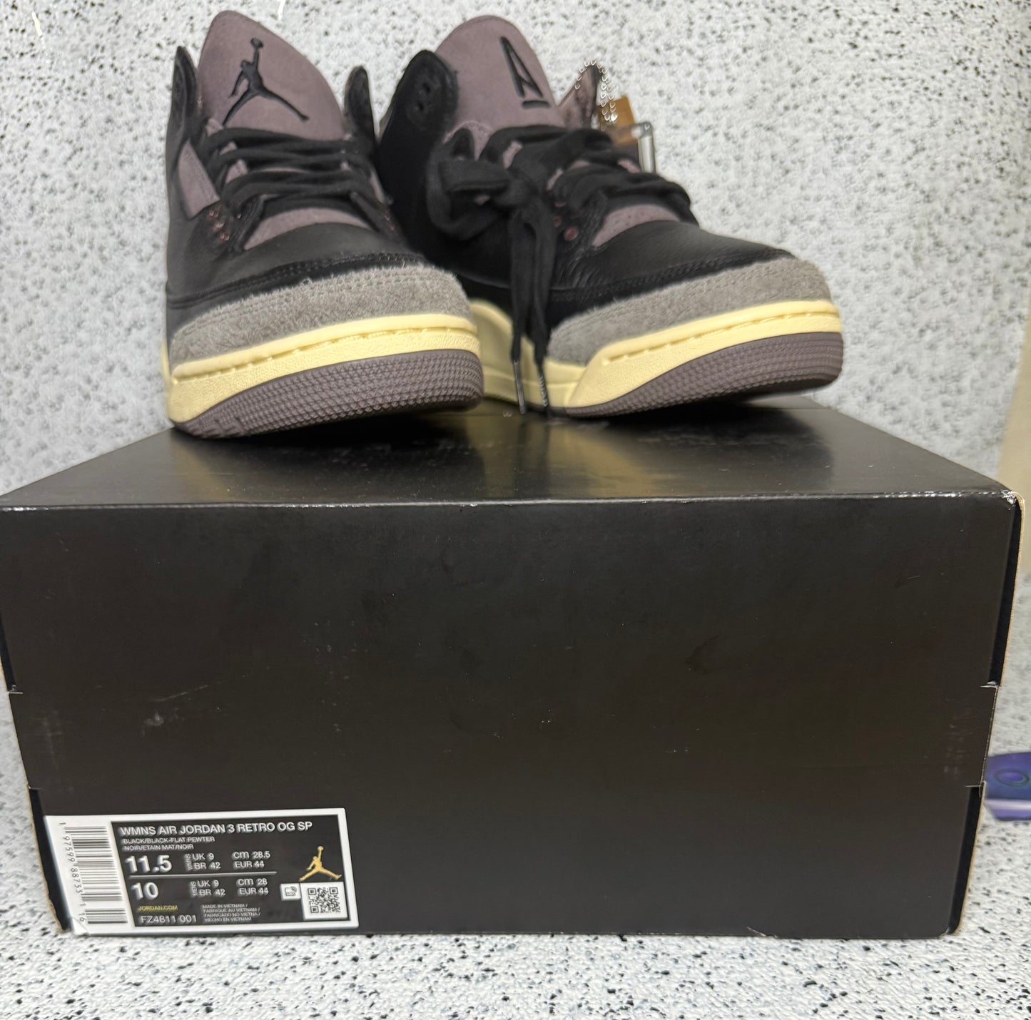 Jordan 3 A Ma Maniere While You Were Sleeping 10 Men/11.5 Women “Preowned”