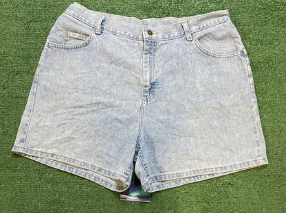 Vintage Lee light wash Jean shorts