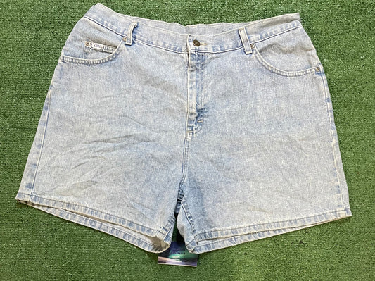 Vintage Lee light wash Jean shorts