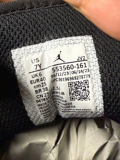 Jordan 1 Low Bred Toe 7 Youth/8.5 Women “Preowned”