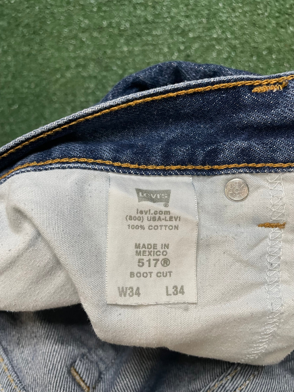 Levi 517 bootcut stone wash jeans