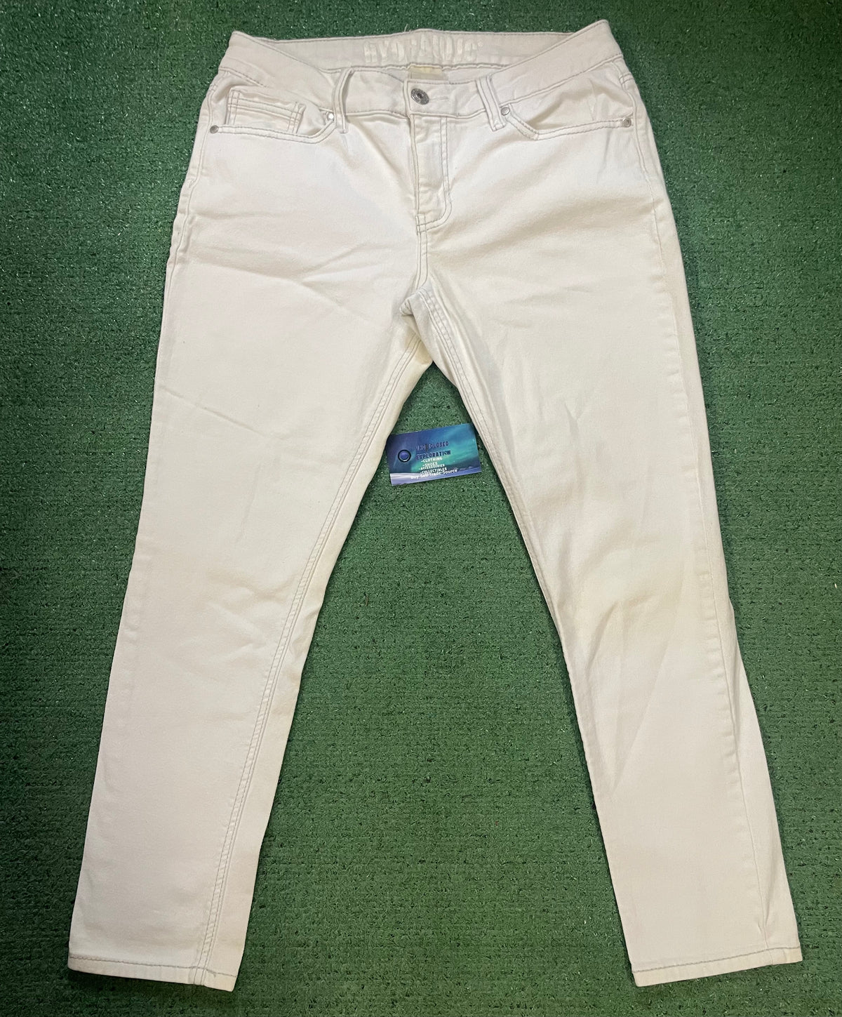 Hydraulic white jeans