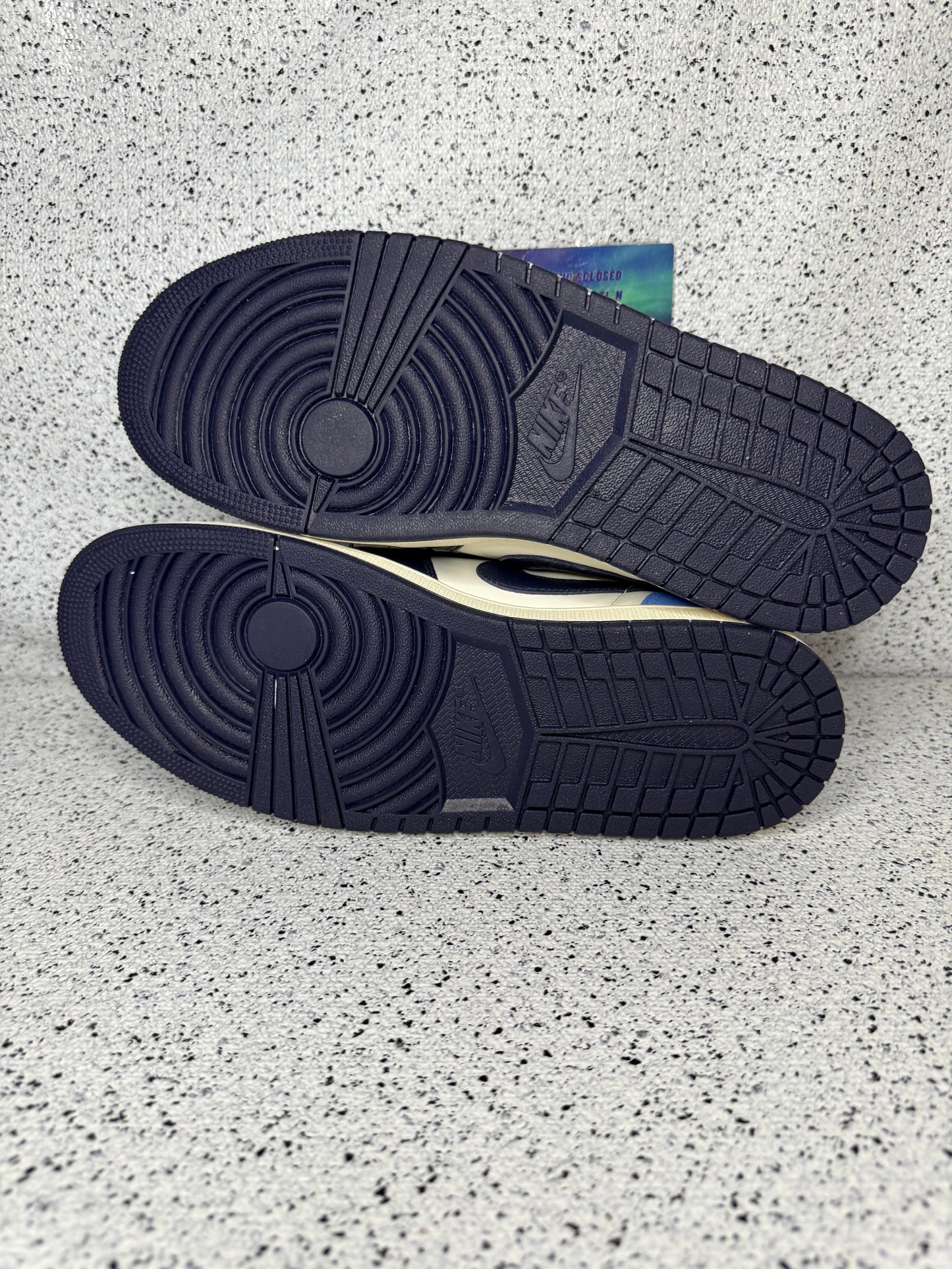 Jordan 1 Low Obsidian