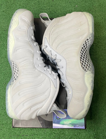 Nike foamposite wolf grey suede