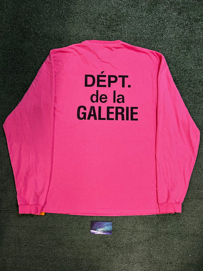 Gallery dept longsleeve pink pocket tee