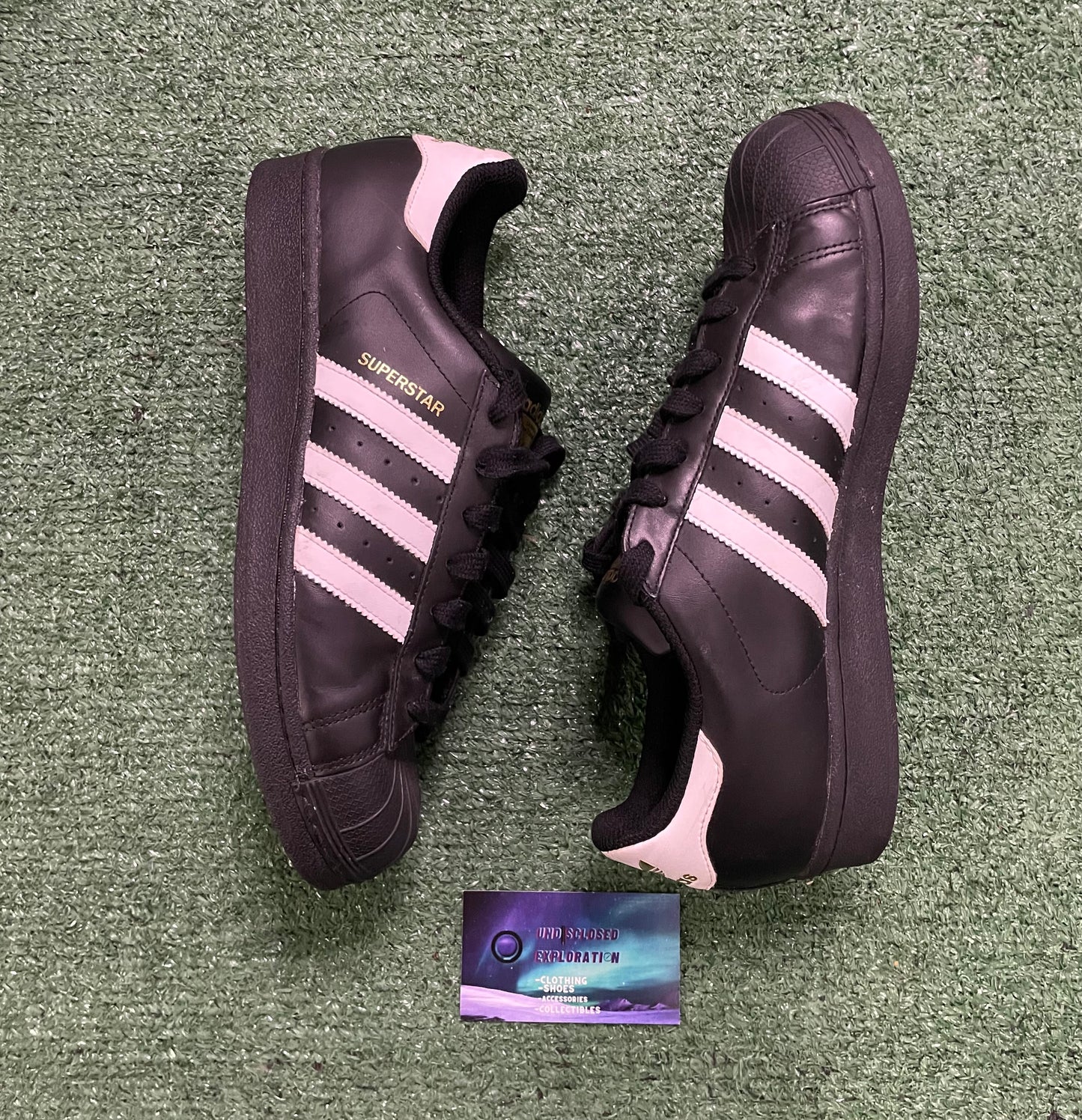 Adidas Superstar black white size 8.5men/10women