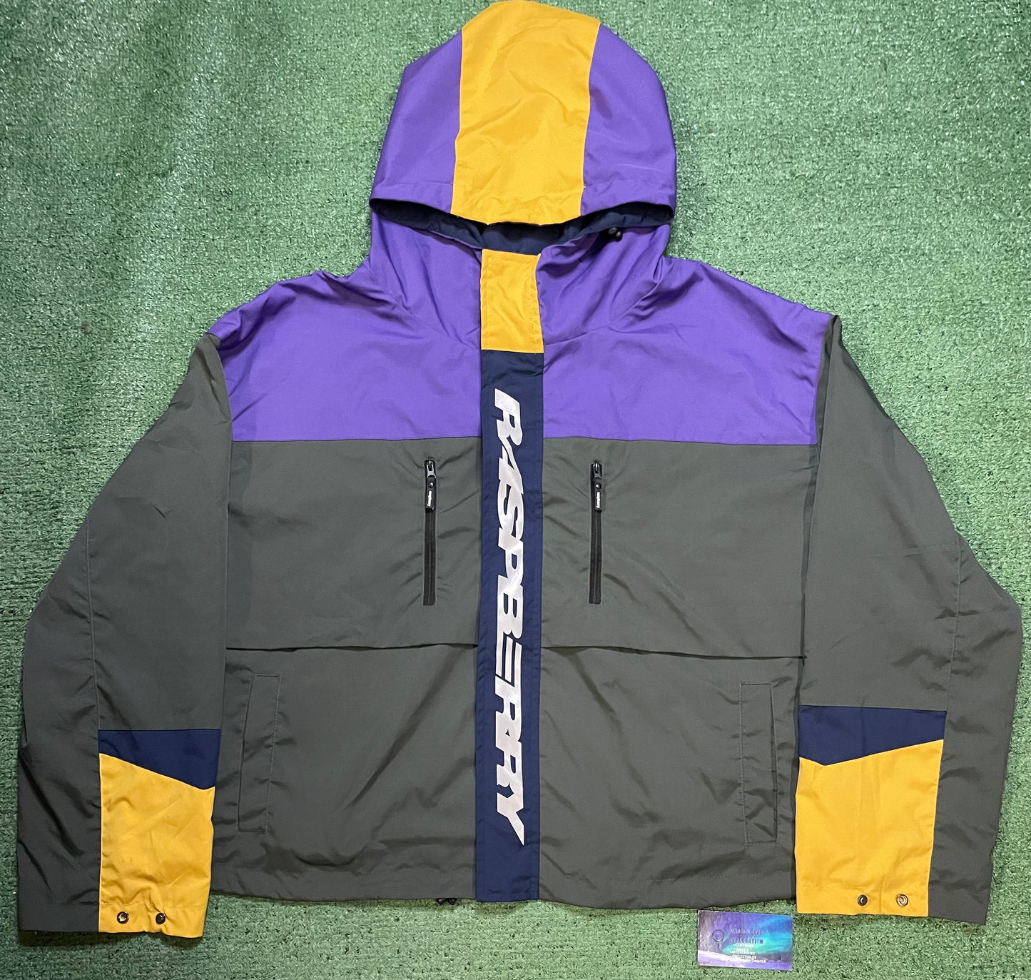 Gv Gallery Raspberry hills Shanghai jacket