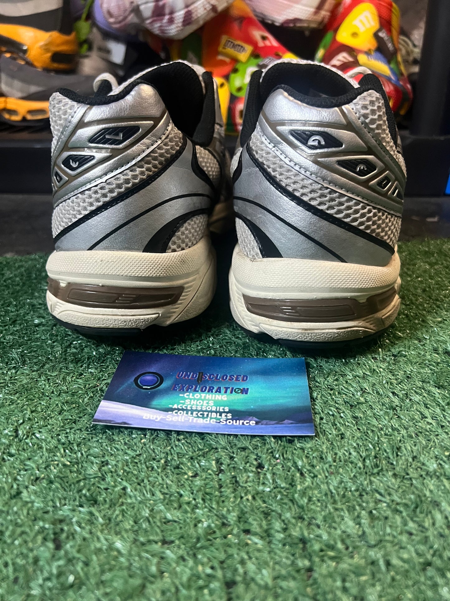 ASICS Gel 1130 white canyon size 12men/13.5women