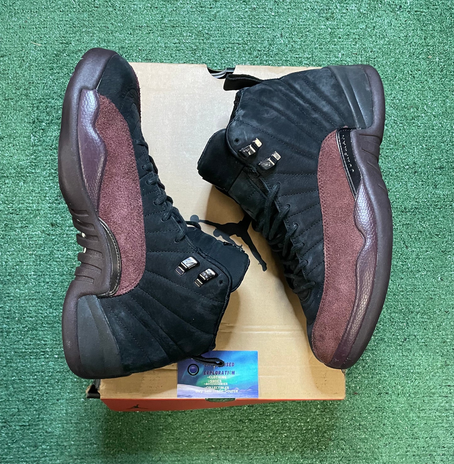 Air Jordan 12 a ma maniere black size 11men/12.5women