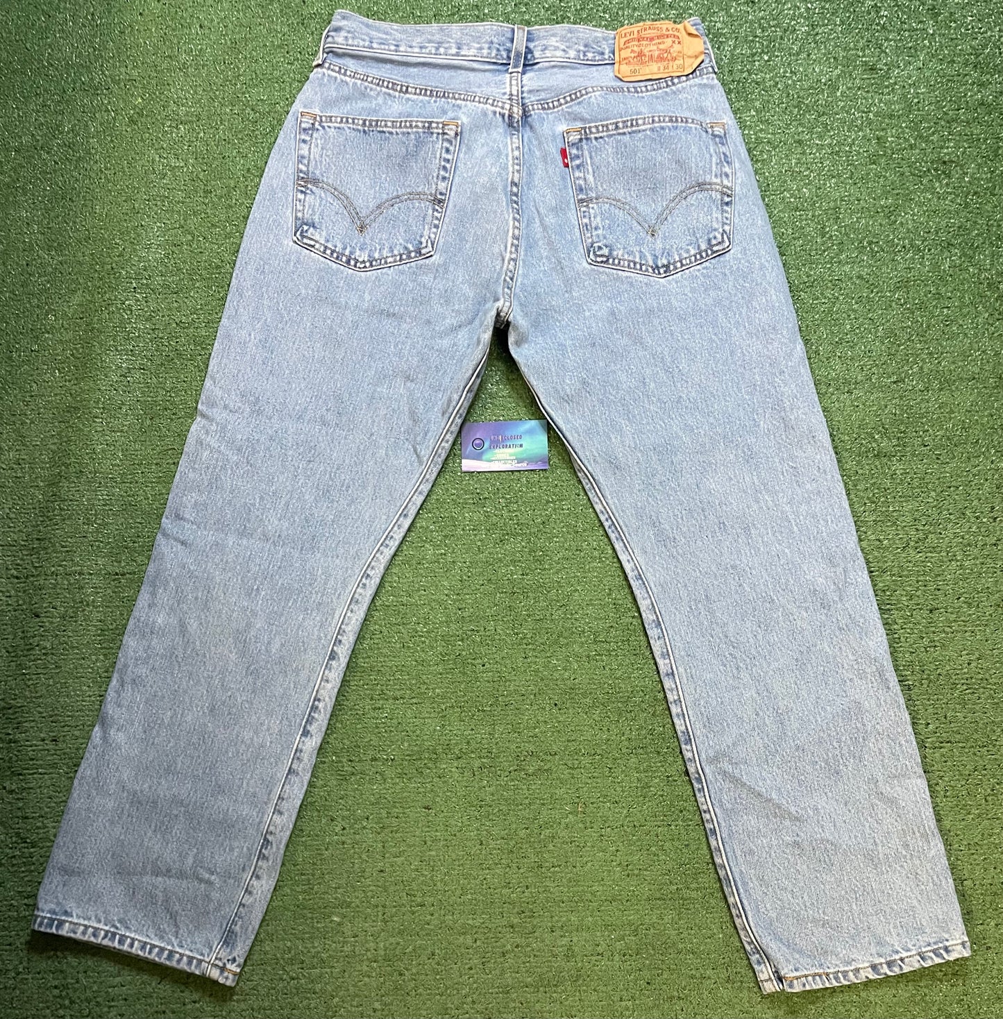 Vintage 1990s Levi 501 light wash jeans