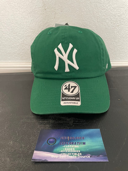 New York Yankees green hat