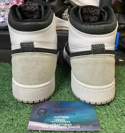 Air Jordan 1 stage haze bleached coral size 5.5youth/7women
