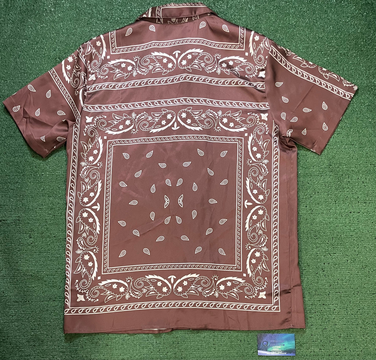 Pacsun brown & white brown paisley button up