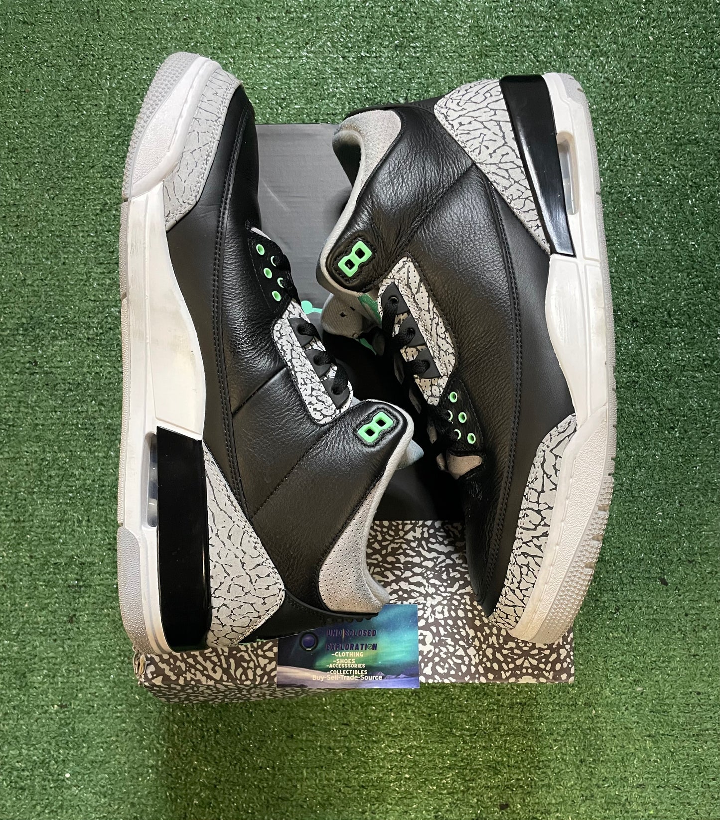 Air Jordan 3 Retro green glow size 14men/15.5women