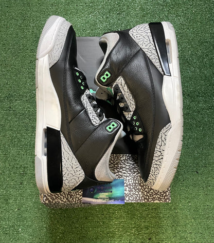 Air Jordan 3 Retro green glow size 14men/15.5women