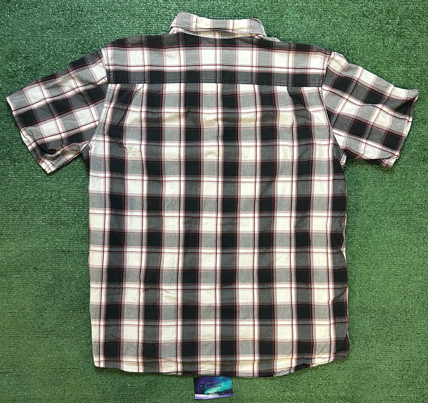Carhartt black and white button up short sleeve