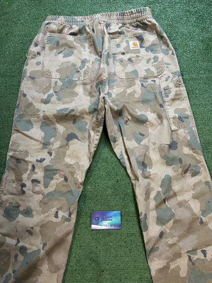 Carhartt WIP camo  pants