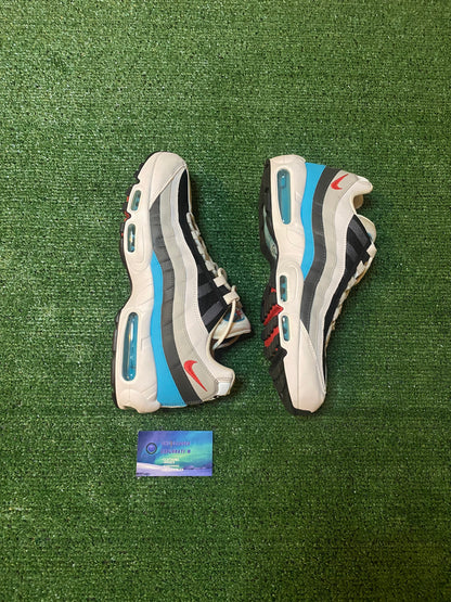 Nike Air Max 95 White Fusion Red Glass Blue size 12men/13.5women