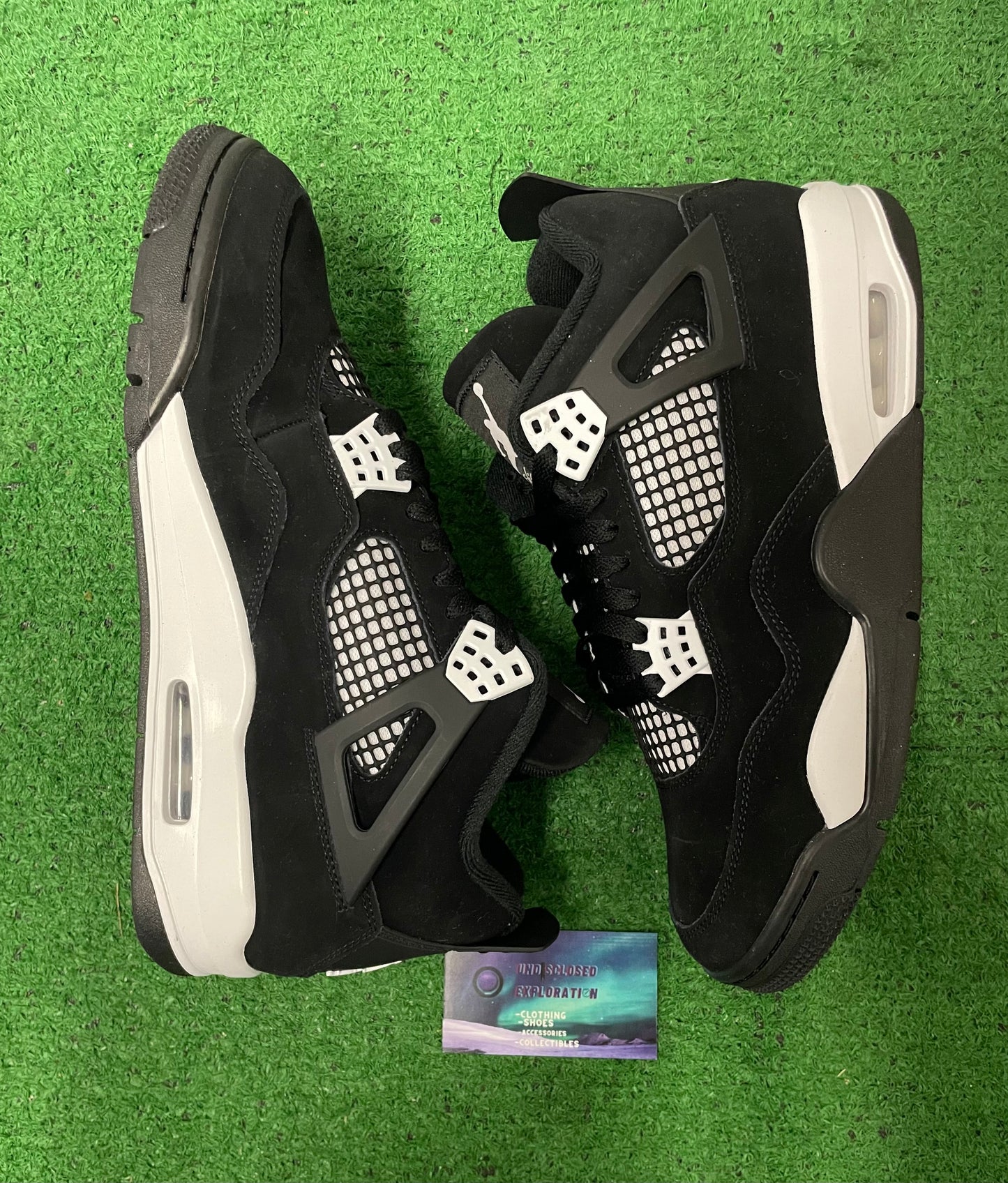 Jordan 4 white thunder