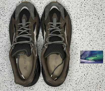 Yeezy 700 V2 Geode 12 Men/13.5 Women “Preowned”