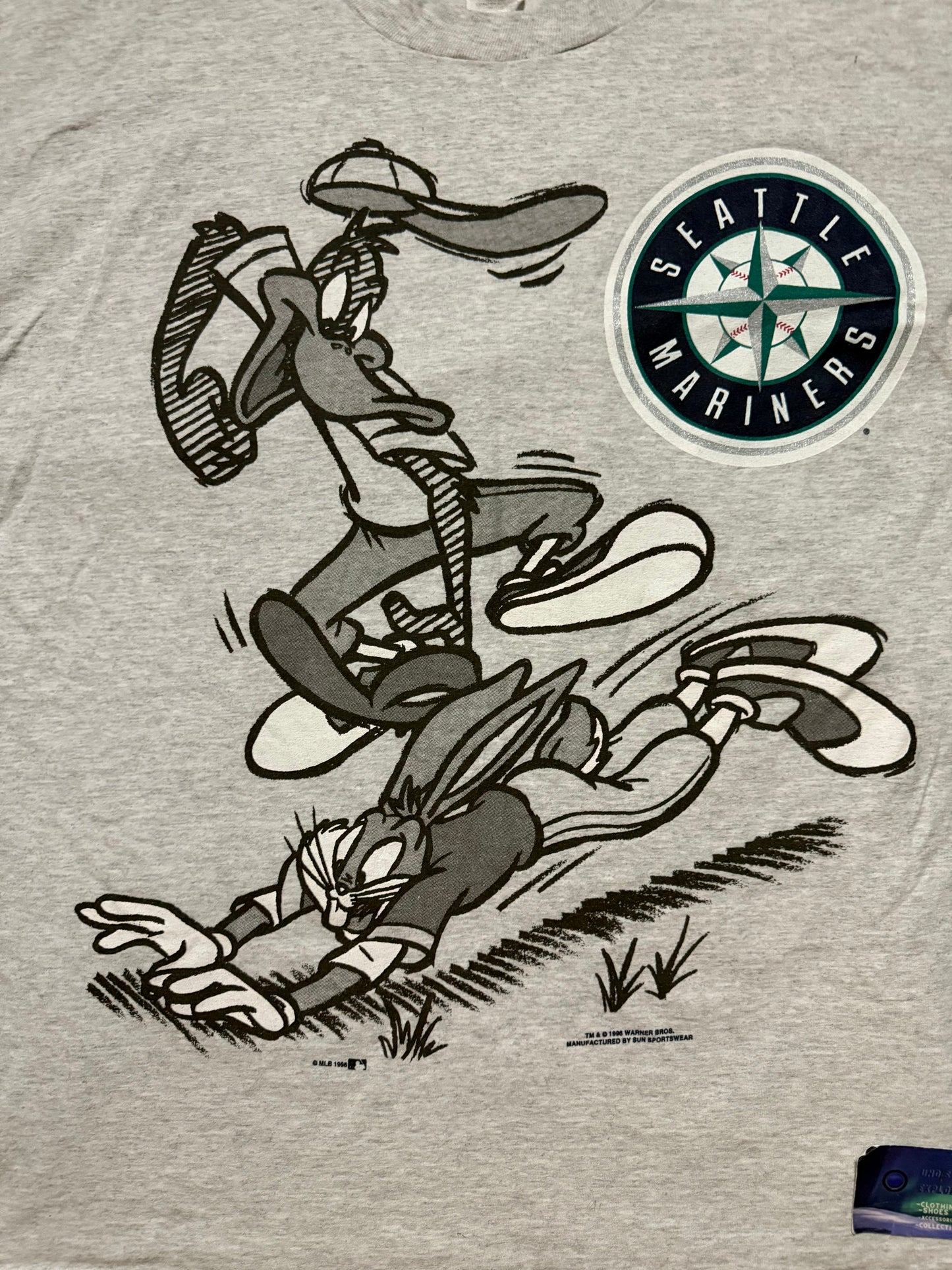 Vintage Seattle Mariners Looney Tunes Shirt