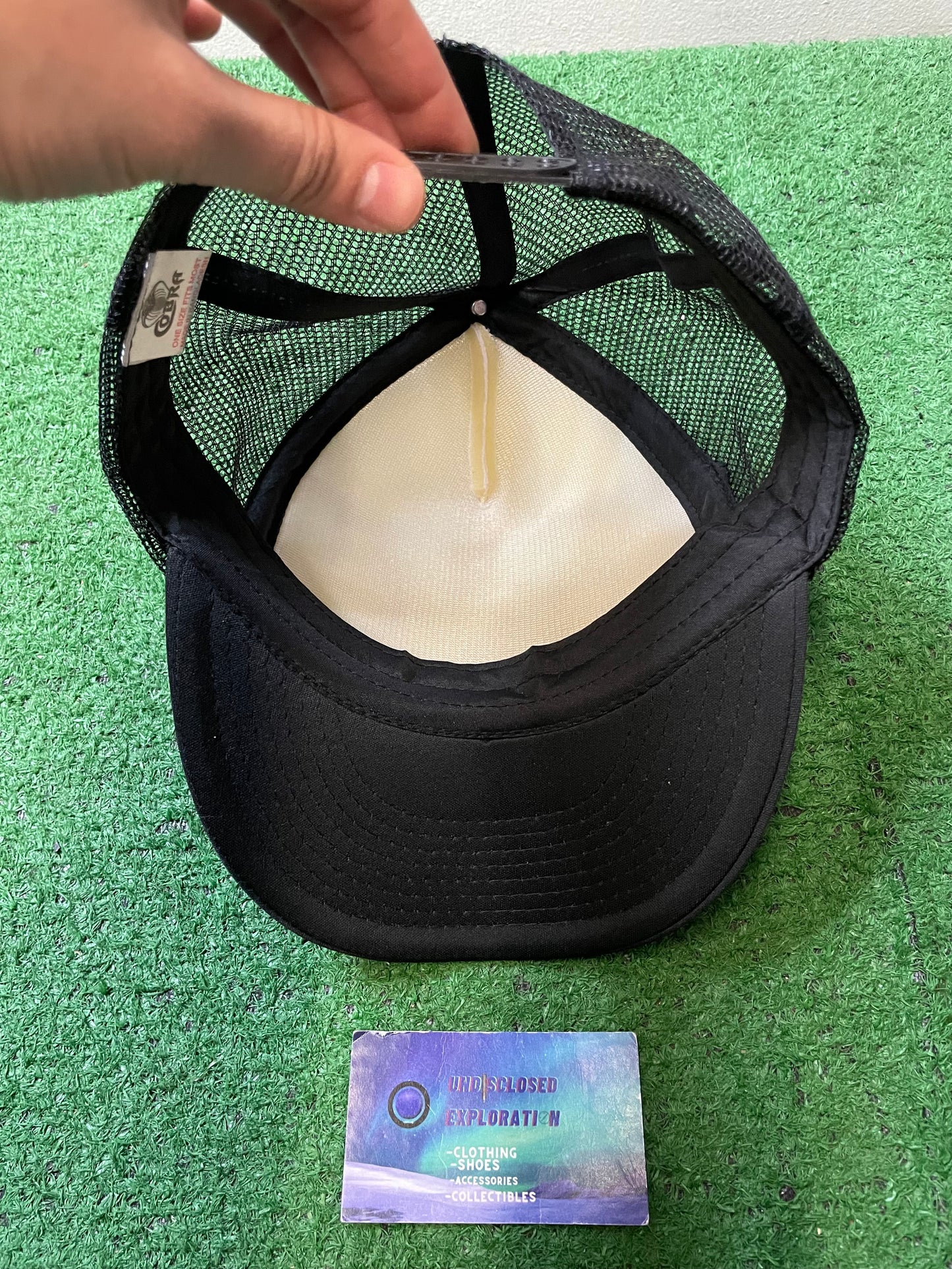 Vintage ABBY airbrush blue and black hat