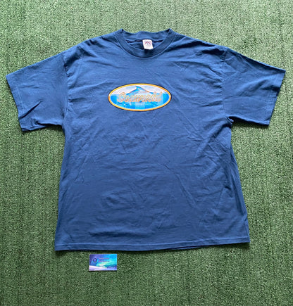 Vintage Seaworld Adventure Parks T-shirt