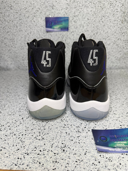 Jordan 11 Space Jam 2016
