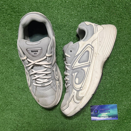 Dior B30 Grey 10 Men “Preowned”