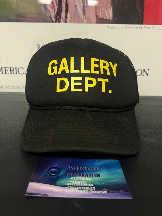 Gallery dept black mesh hat