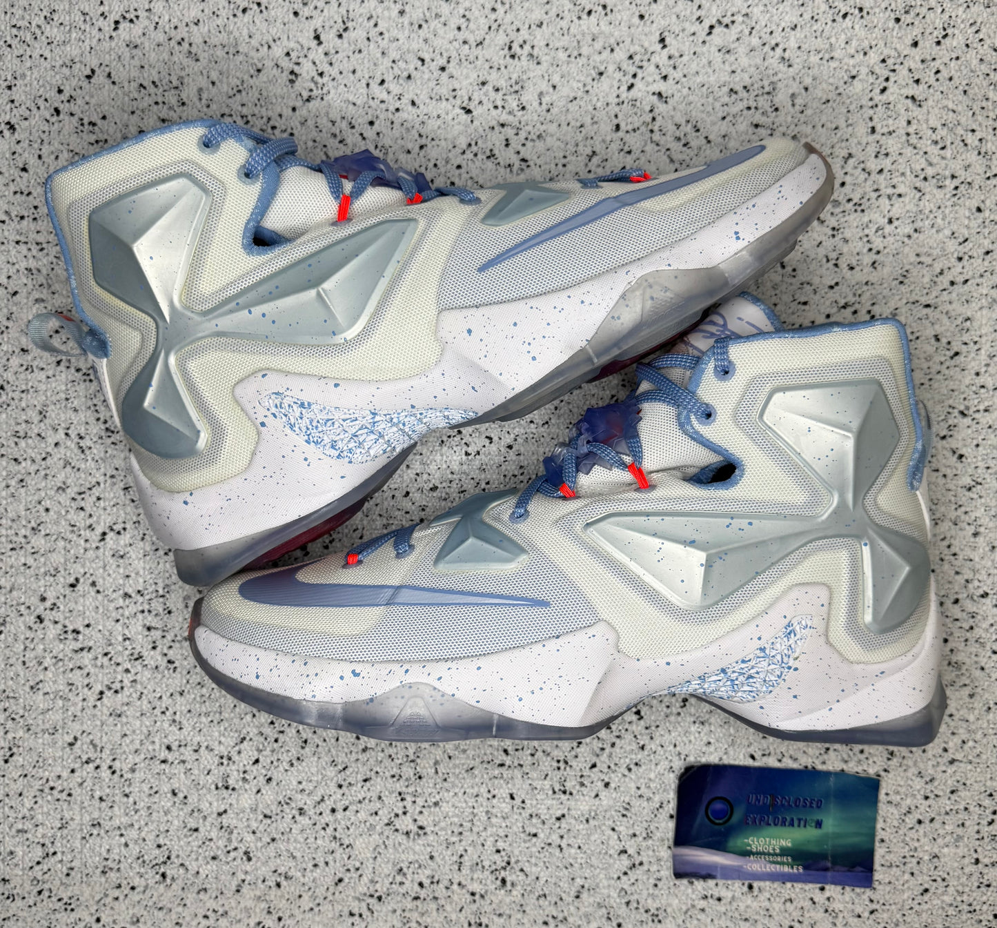 Nike LeBron 13 Christmas