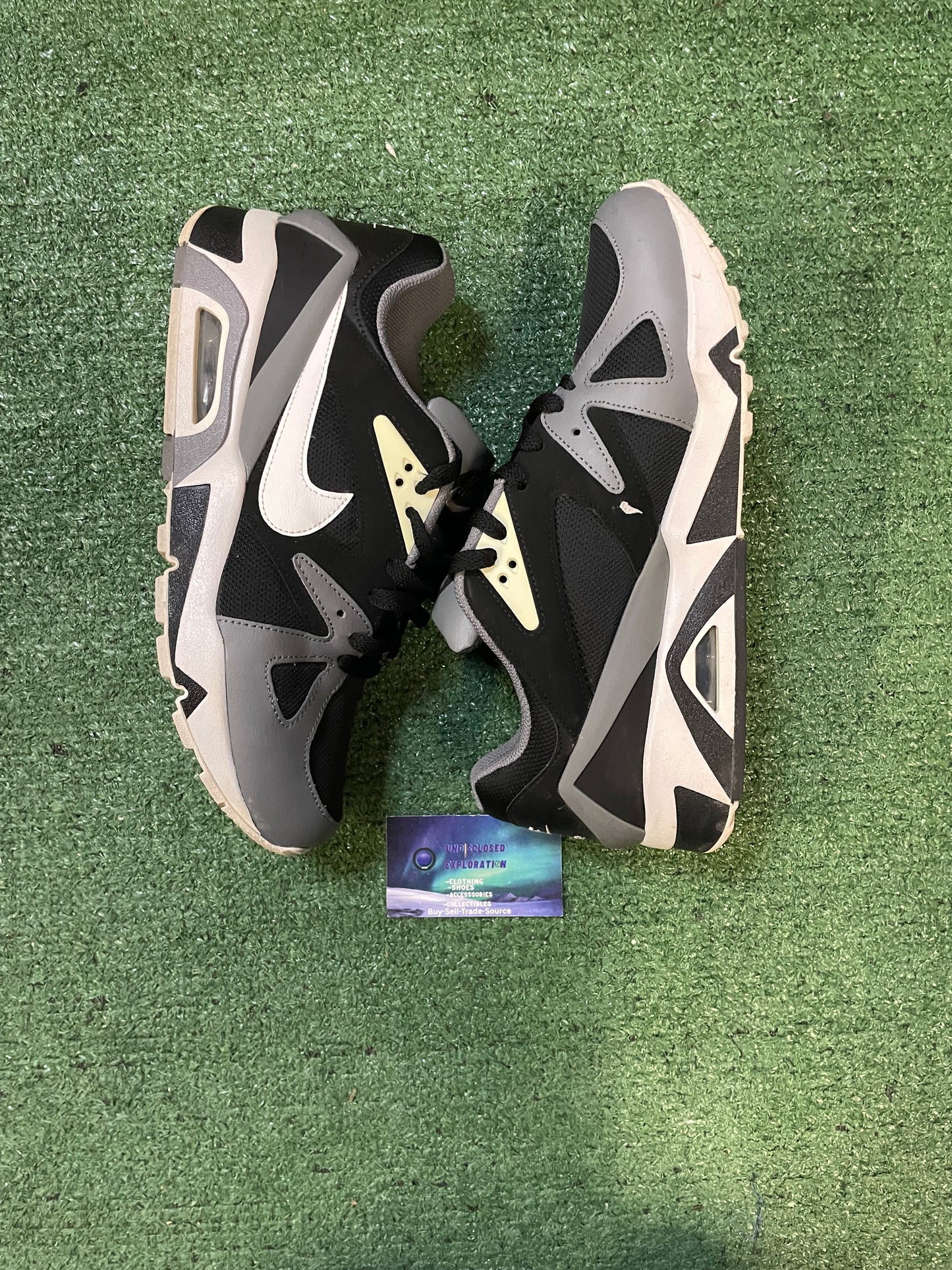 Nike air structure triax 91 black smoke grey size 10men/11.5women
