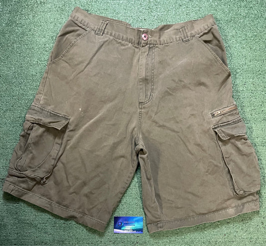 Breakdown olive cargo shorts