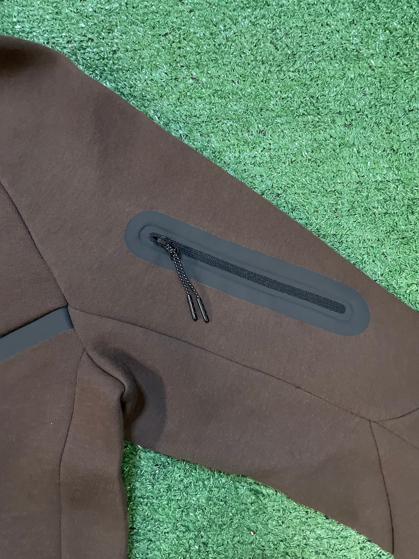 Nike Tech baroque brown sweatsuit