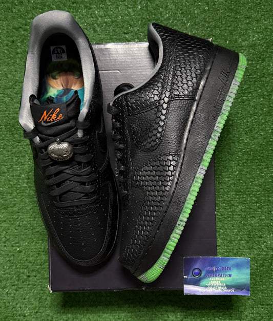 Nike Air Force 1 Low Halloween Headless Horseman
