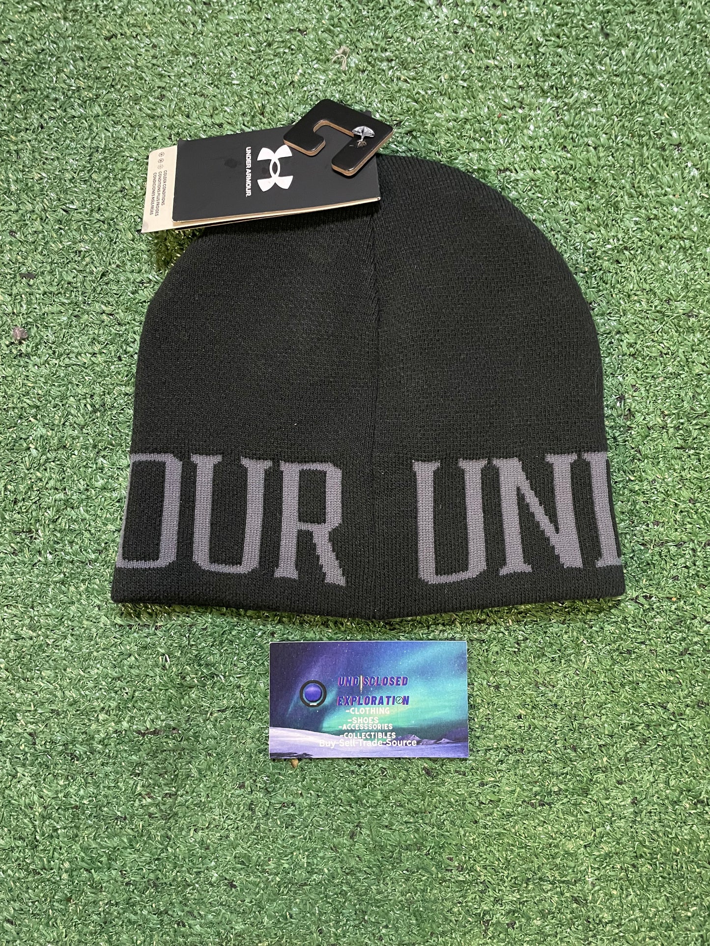Under Armour halftime reversible beanie