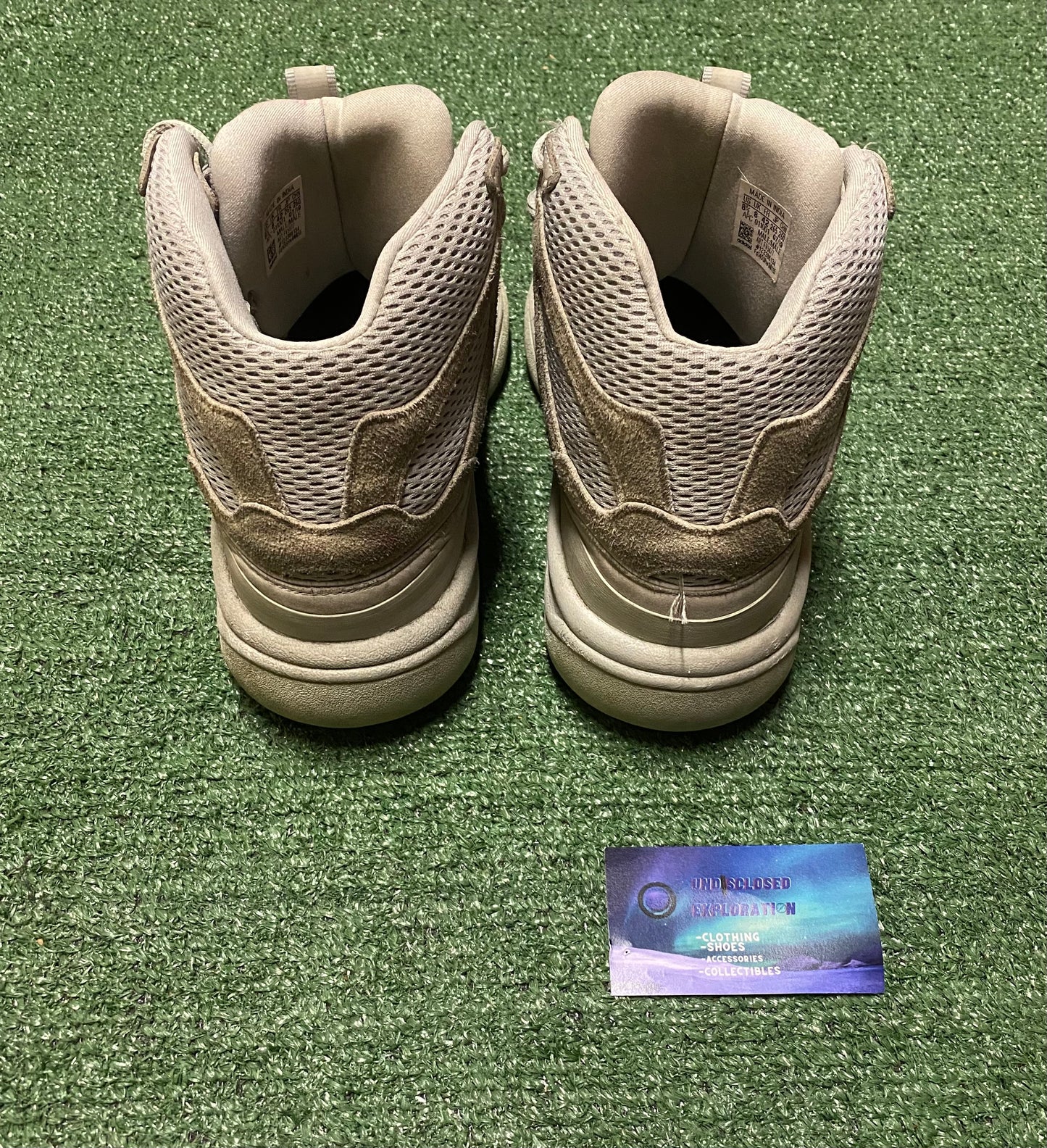 Yeezy dessert Boot salt size 8.5men/10women