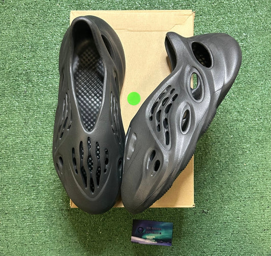 Yeezy Foam Runner Onyx