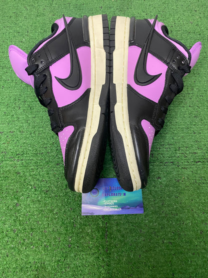 Nike dunk low twist Rush Fuchsia size 7men/8.5women