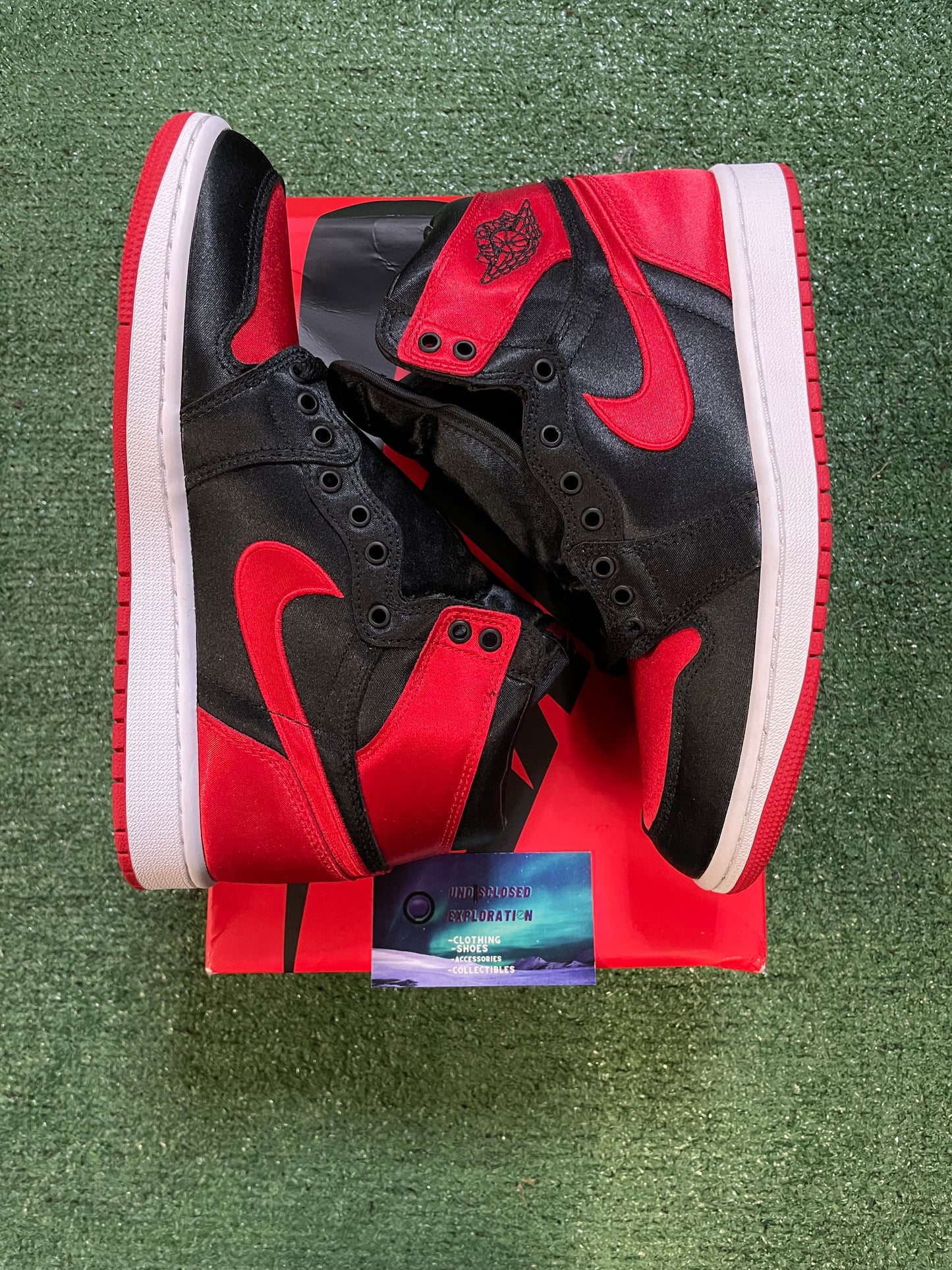Jordan 1 high satin bred