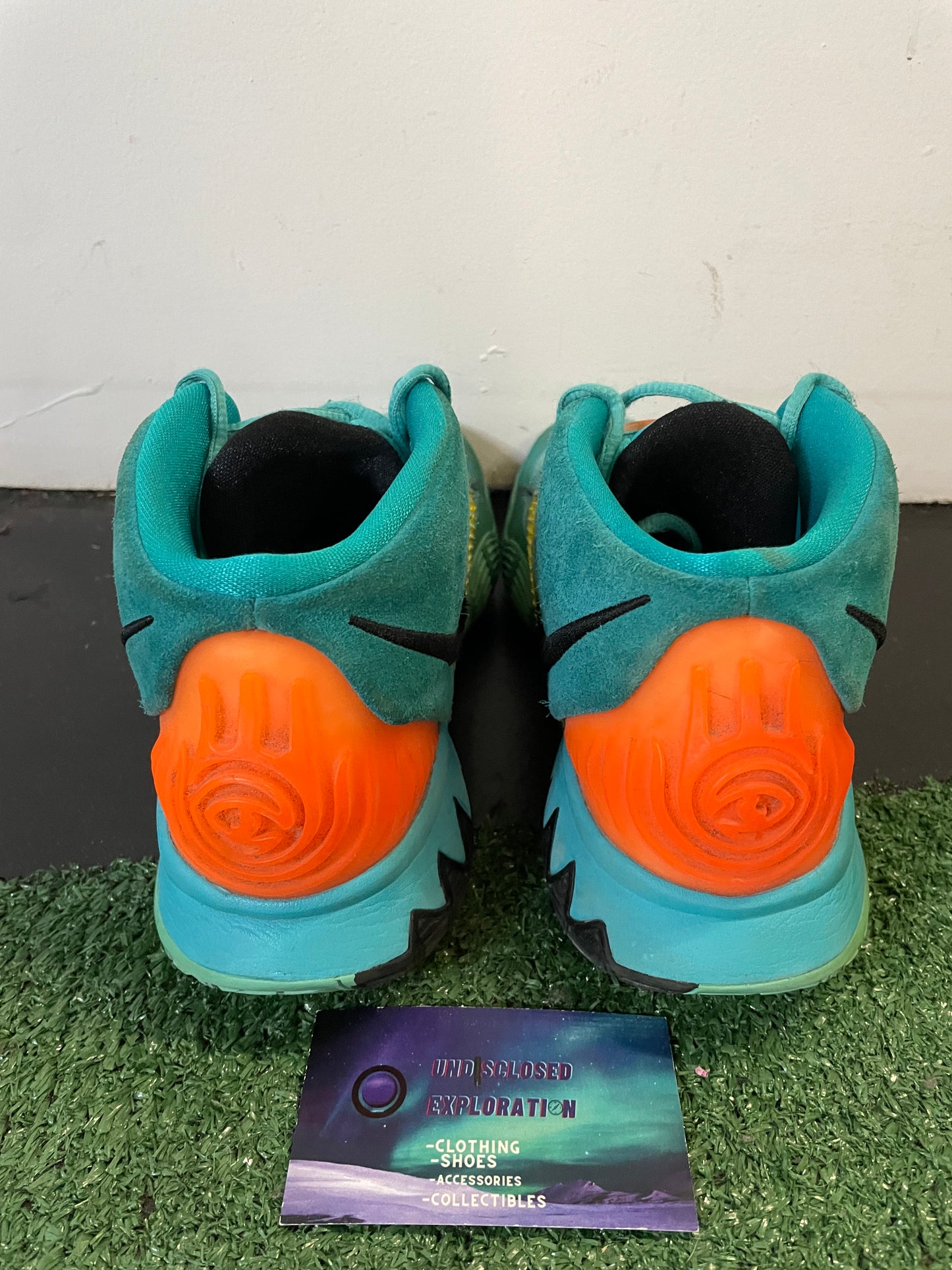 Nike Kyrie 6 oracle aqua size 9.5men/11women
