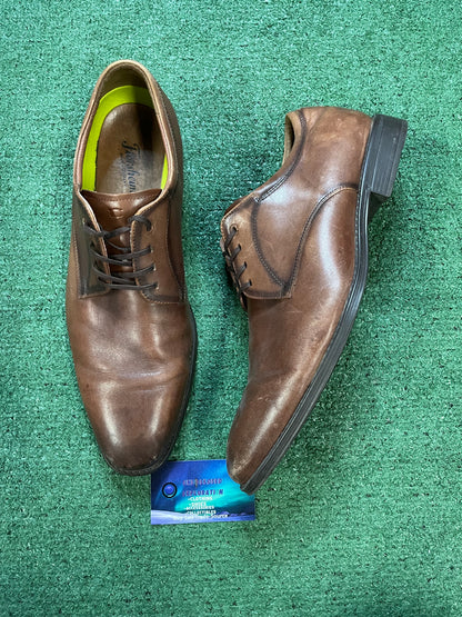 florsheim brown leather Oxford shoes size 12men/13.5women