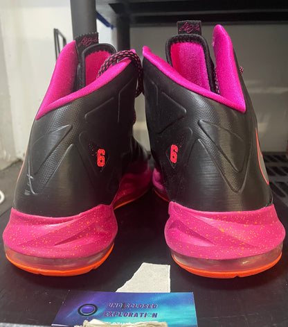 Nike LeBron X 10 Floridan size 10men/11.5women