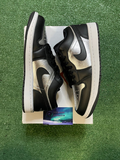 Air Jordan 1 Low black metallic Silver