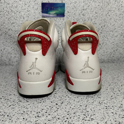 Jordan 6 Red Oreo 10.5 Men/12 Women “Preowned”