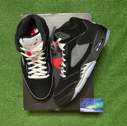 Jordan 5 Black Metallic Reimagined