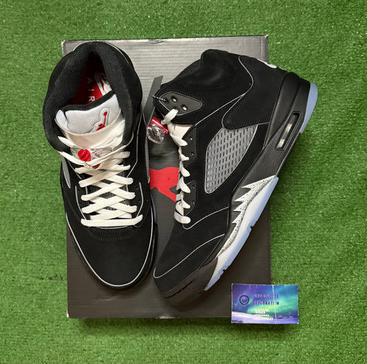 Jordan 5 Black Metallic Reimagined