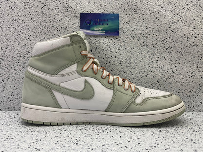 Jordan 1 Seafoam 10.5 Men/12 Women “Preowned”
